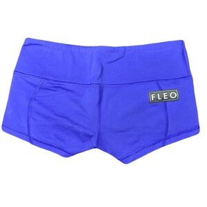 Fleo shorts Size Small